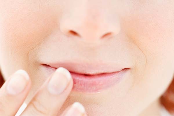 como tratar labios ressecados