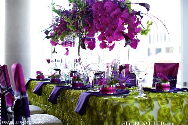 decoração de casamento com Radiant Orchid