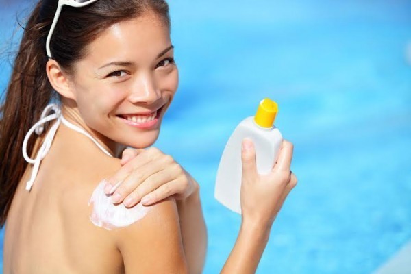 Protetor solar para cuidar da pele no verão
