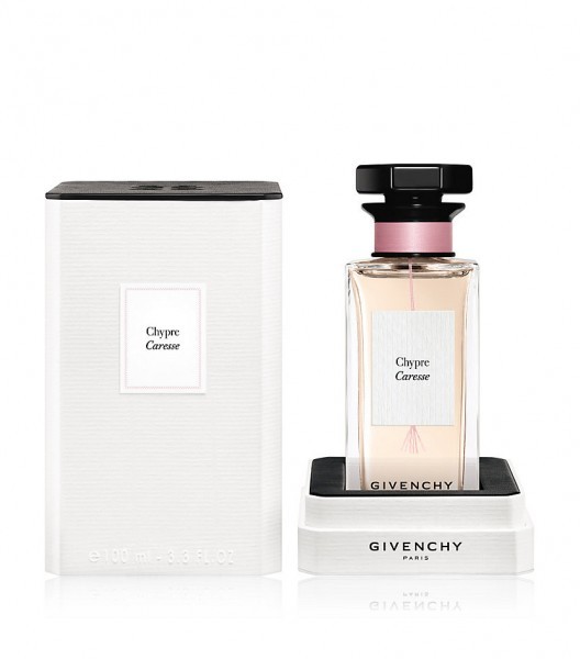 Chypre Caresse, da Givenchy tem floral e limão siciliano e é um dos melhores perfumes femininos lançados em 2014