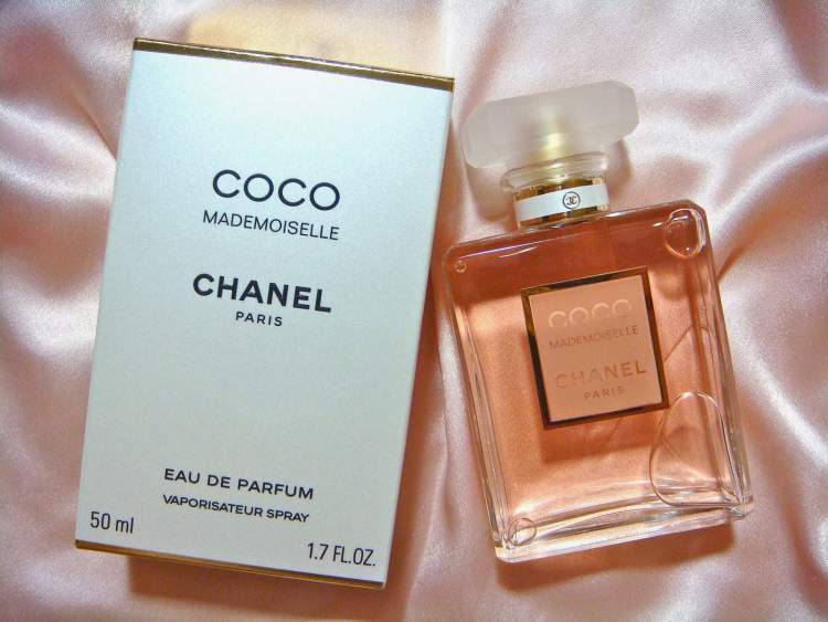 Coco Mademoiselle de Chanel é um dos perfumes mais vendidos no mundo