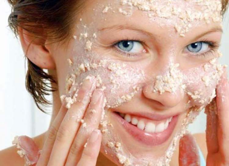 Receita de máscara caseira para combater a oleosidade da pele