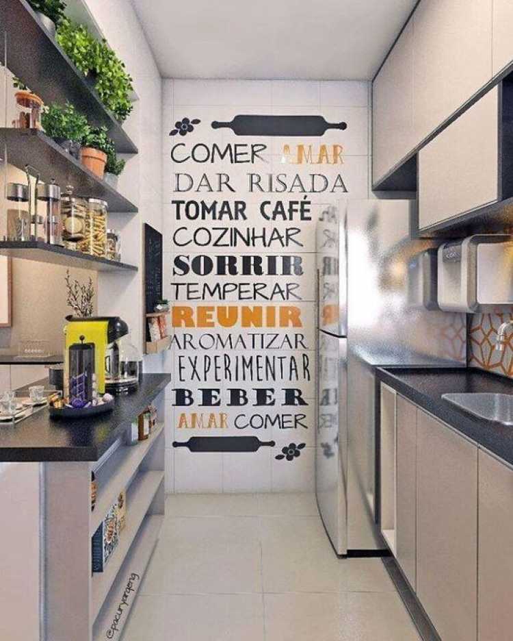 Maneira divertida de decorar uma cozinha pequena