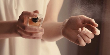 Os 10 perfumes femininos que mais fixam na pele