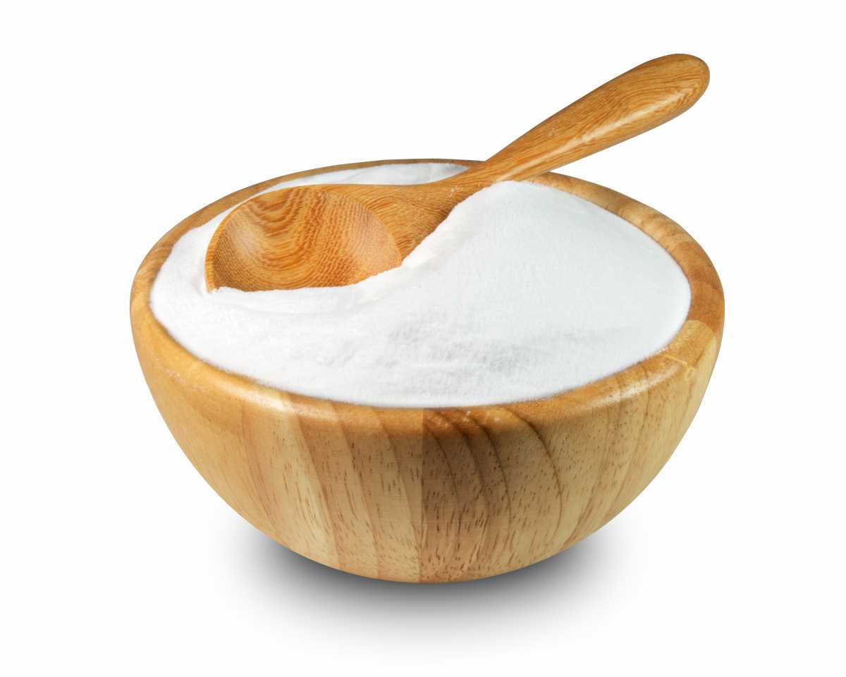 Bicarbonato de sódio pode ser usado para tirar manchas de roupa branca