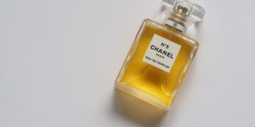7 Melhores Perfumes da Marca Chanel