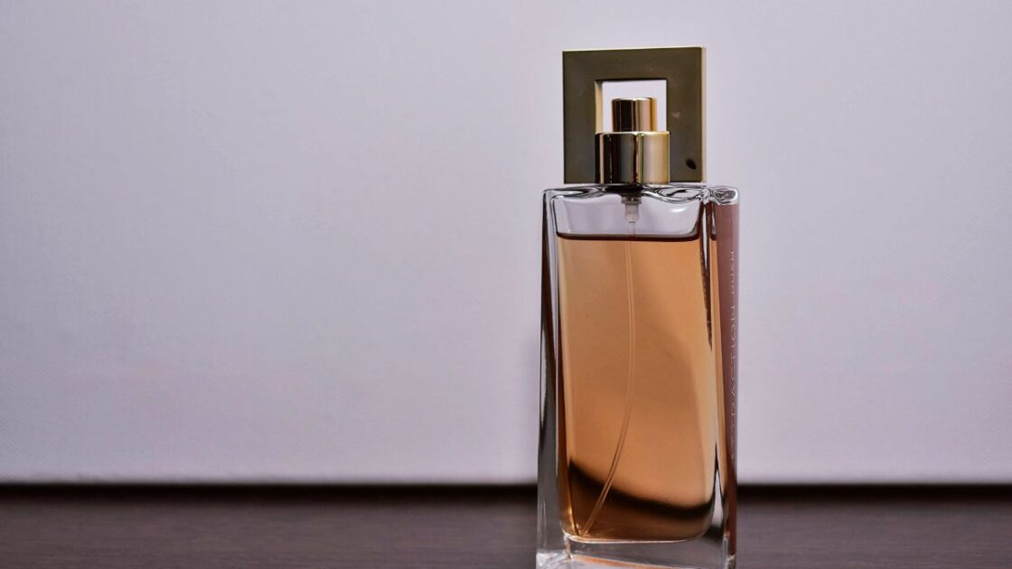 Perfumes Unissex: A Nova Tendência na Indústria da Perfumaria
